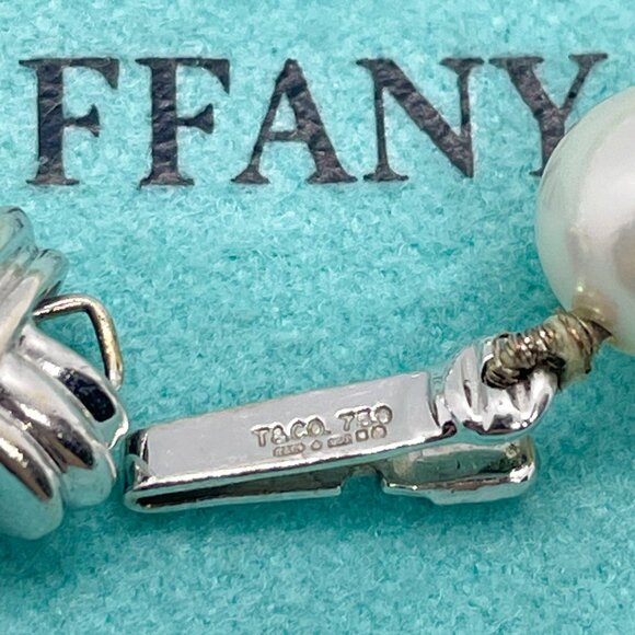 Tiffany & Co. Signature X 18K White Gold Pearl Bracelet 7.25" - Picture 7 of 8
